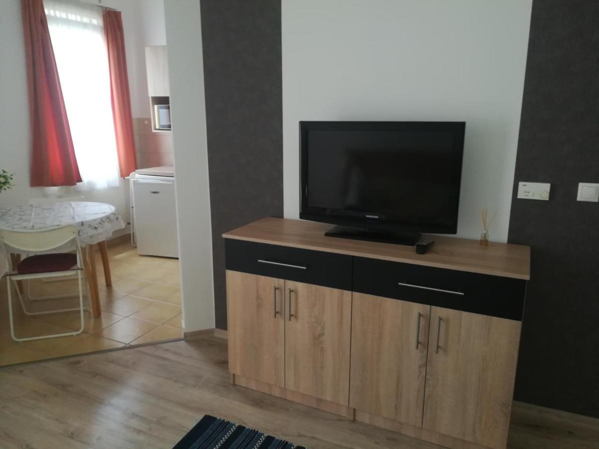 Mira apartman Zalakaros Exterior foto